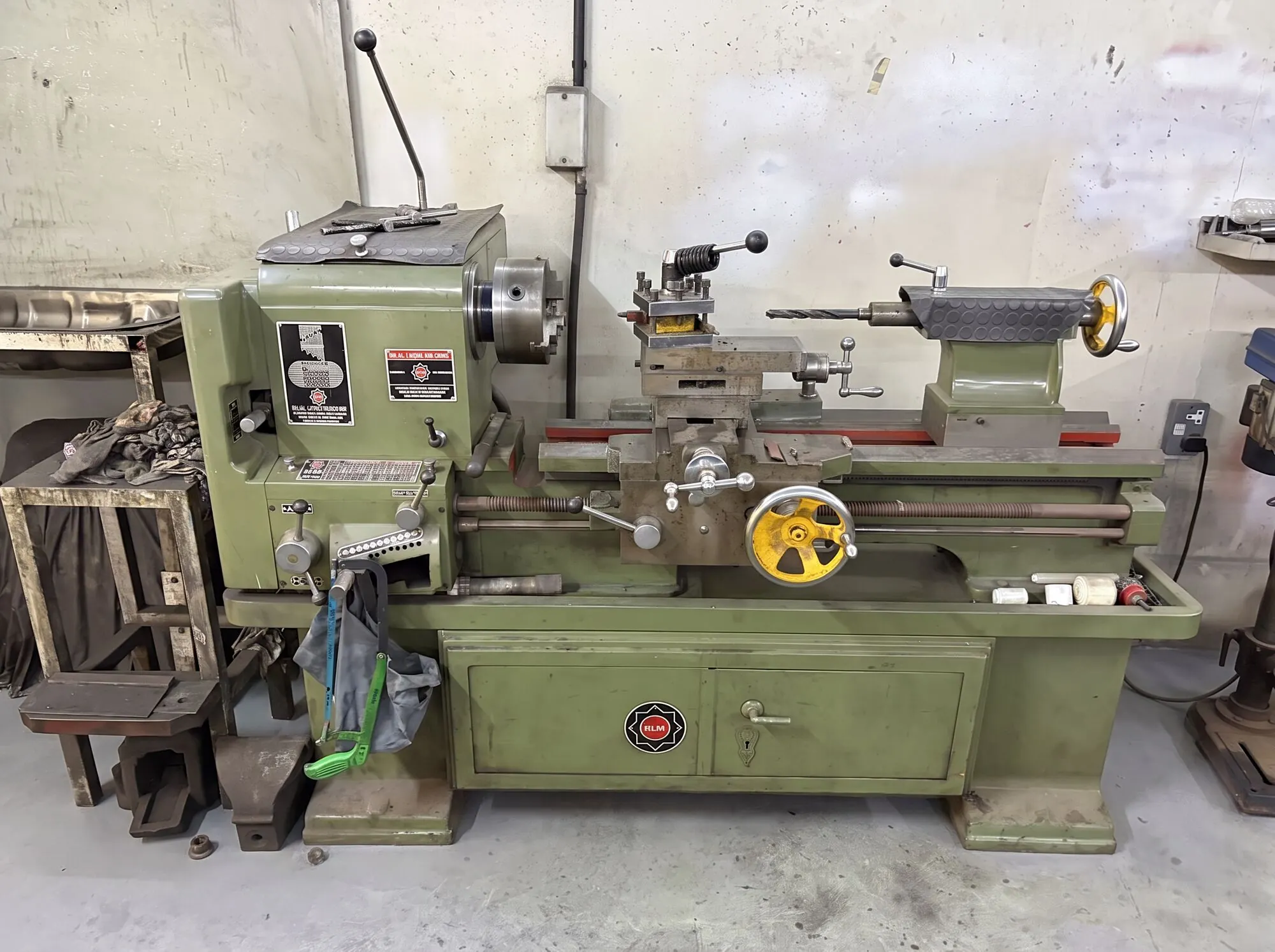 Workshop lathe