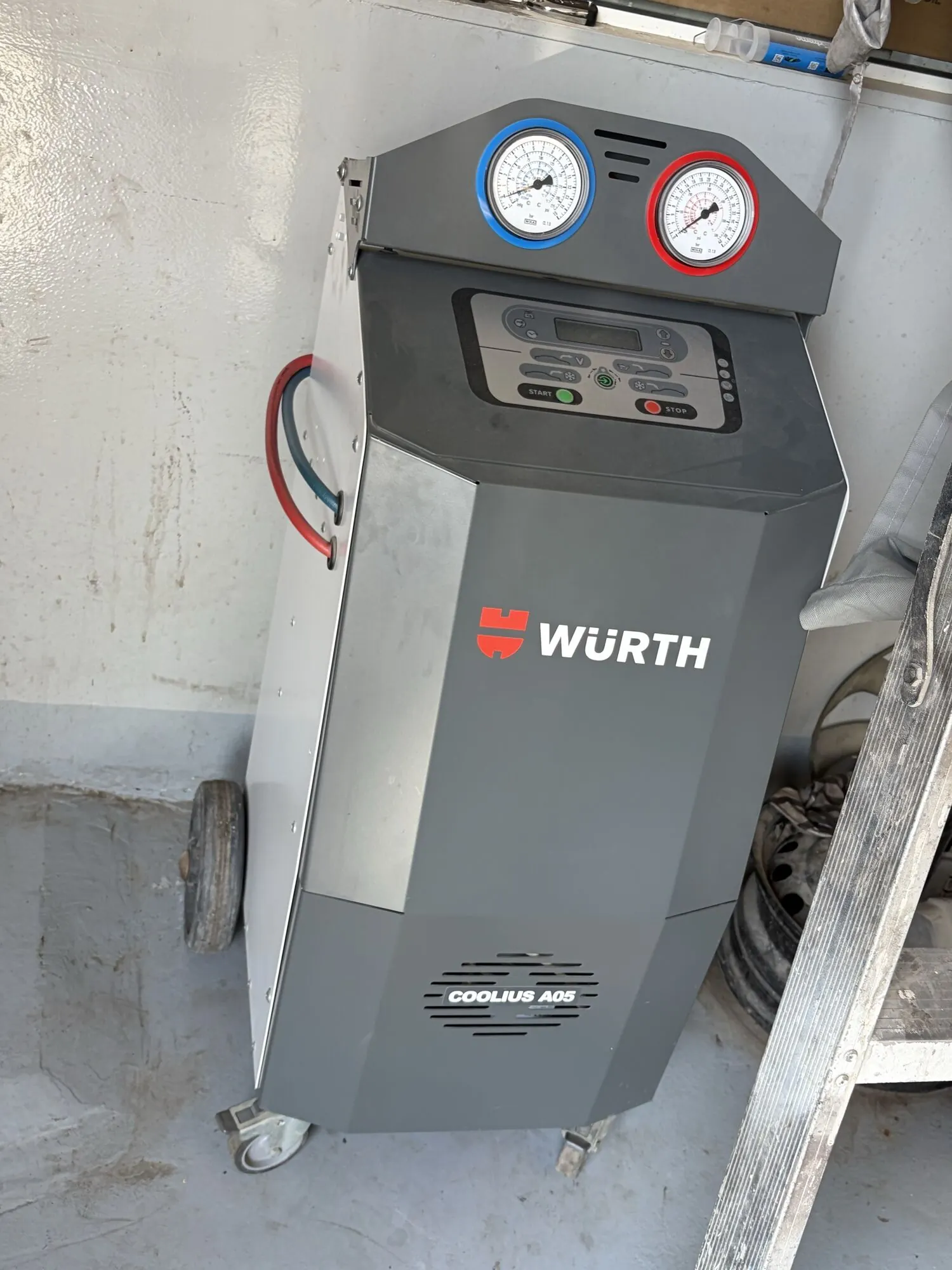 Würth A/C service unit
