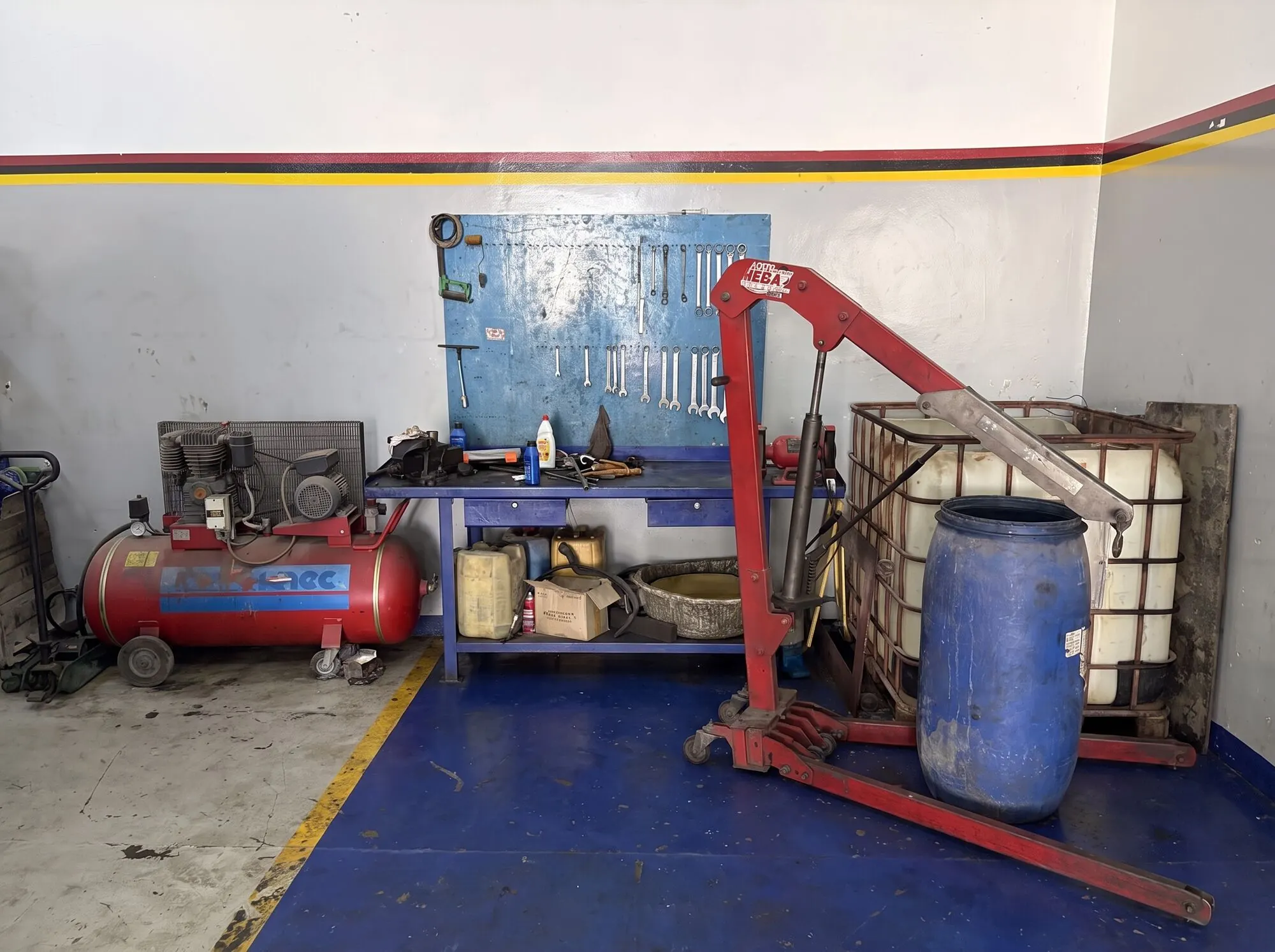 Compressor and engine crane